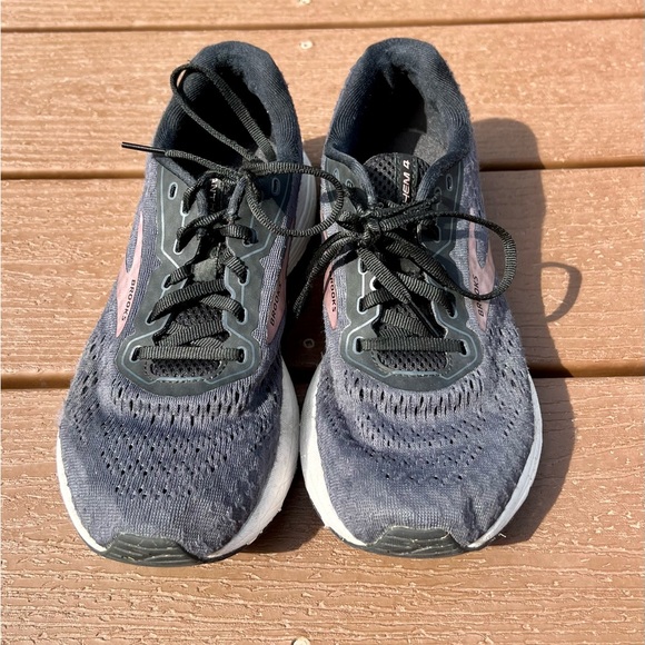 Brooks Anthem 4, Women’s Size 8, 3 Pairs - Picture 4 of 8